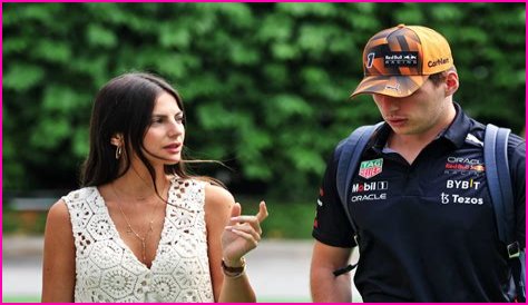 How Old Is Kelly Piquet: Unveiling The Formula 1 Beauty's Age